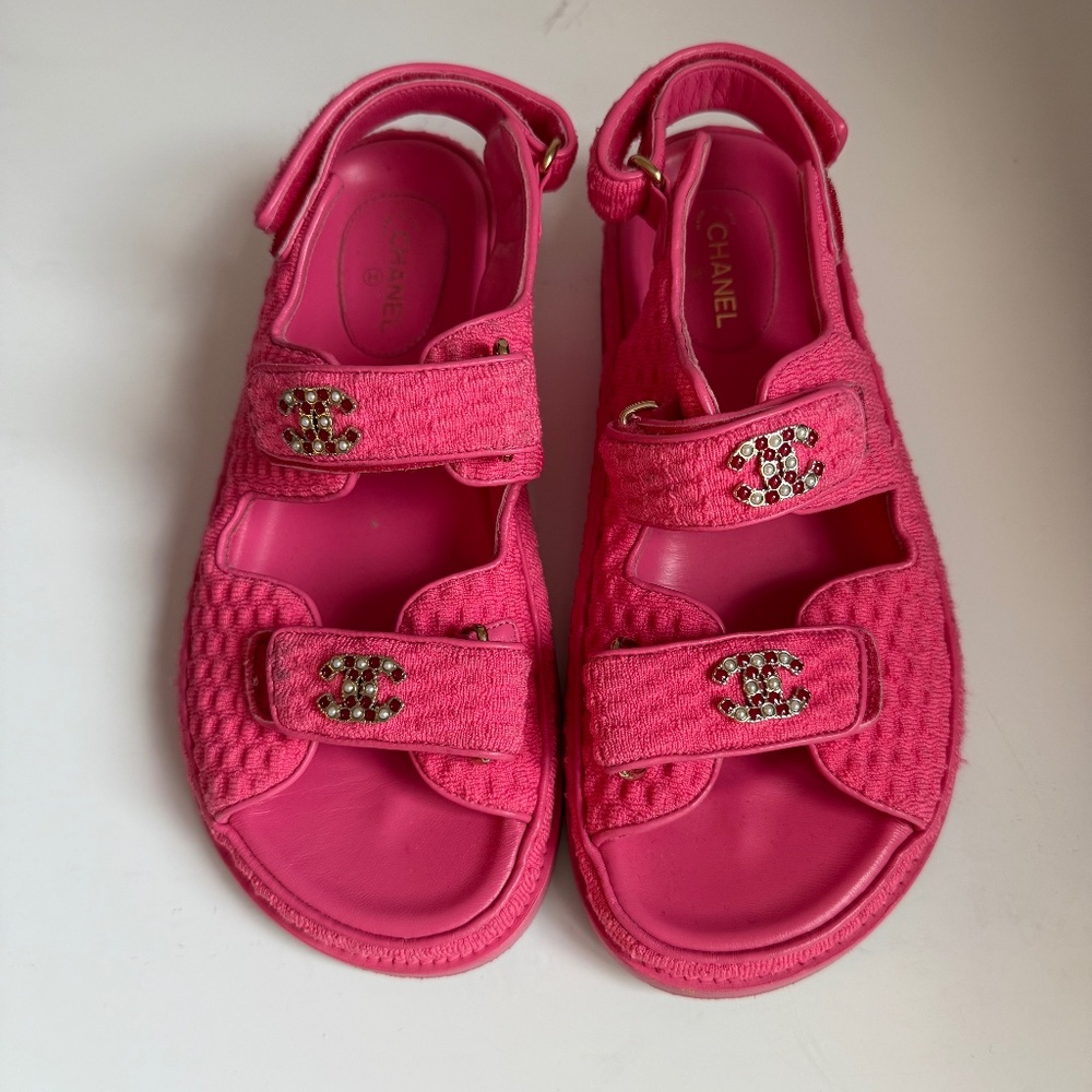 Chanel 22S Pink Knit Dad Sandals – Size 38